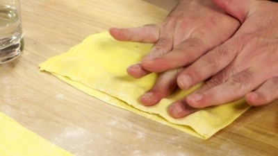 Agnolotti al sugo di brasato | Cookaround