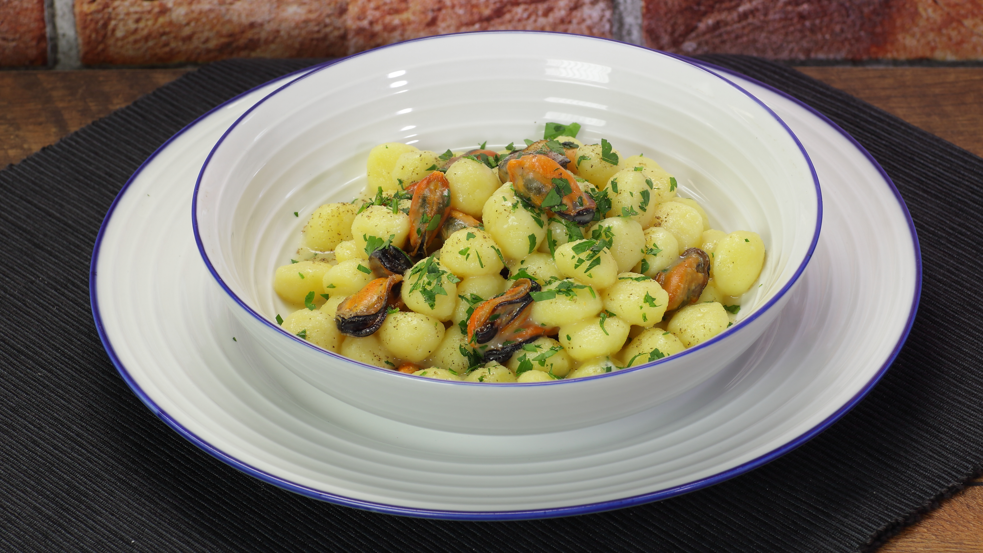 Gnocchi cozze e vongole ricetta di mare | Cookaround
