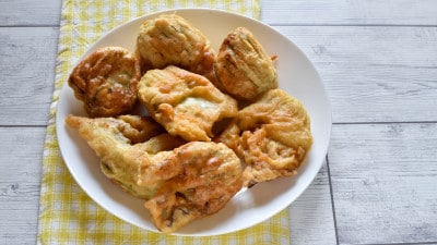 Fiori di zucca in pastella senza uova