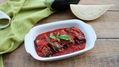 Involtini di melanzane con guanciale e caciocavallo