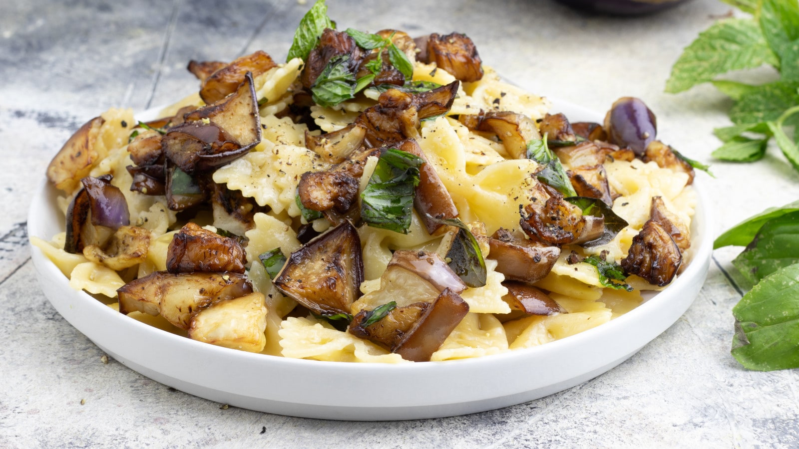 Pasta con le melanzane