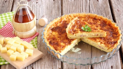 BeliceWeb.it - Quiche lorraine: Classica torta salata francese con pancetta e formaggio