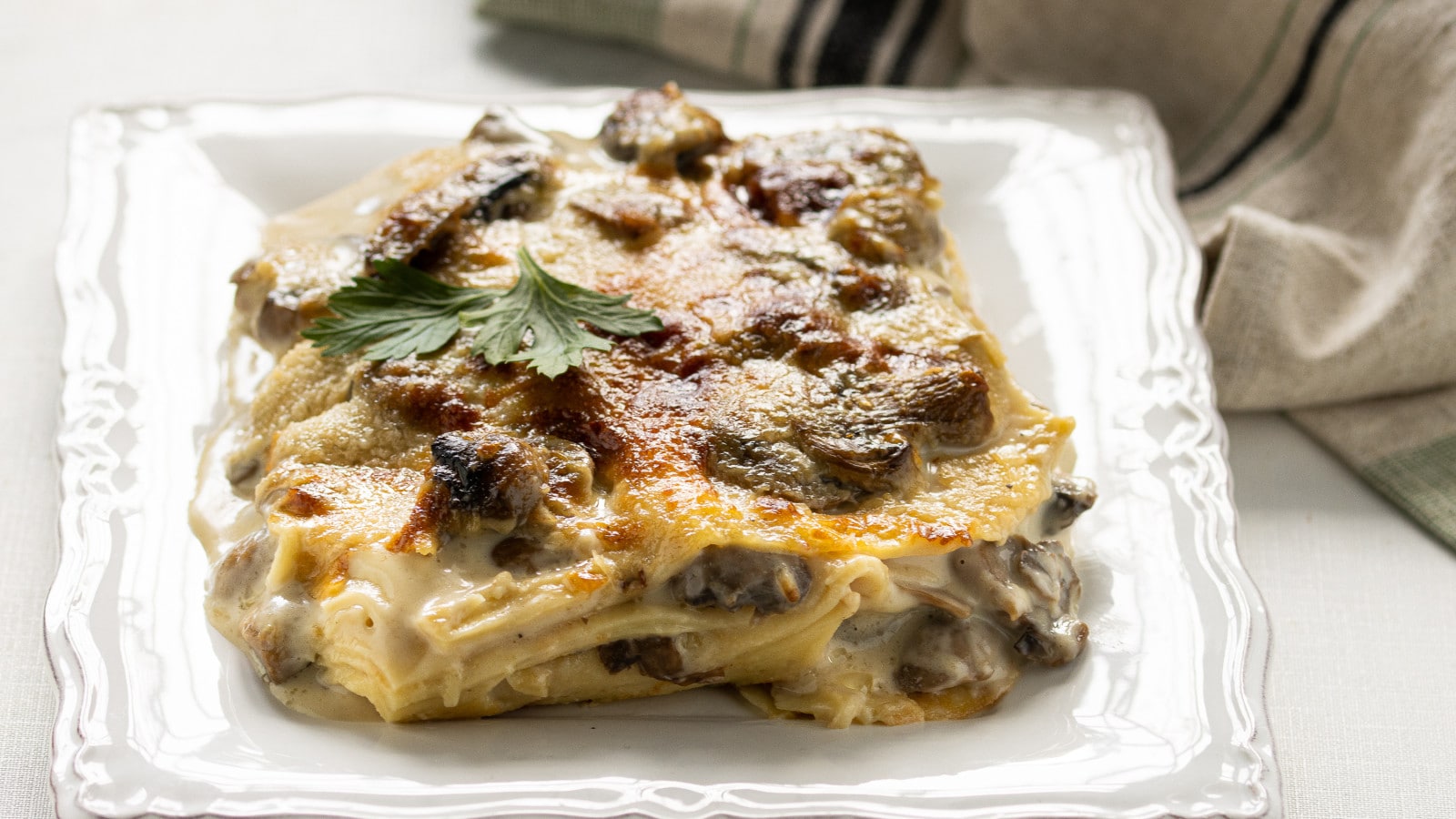 Lasagne di crepes ai funghi