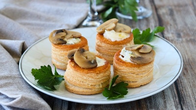 BeliceWeb.it - Vol-au-vent con gorgonzola e funghi: antipasto facile e sfizioso