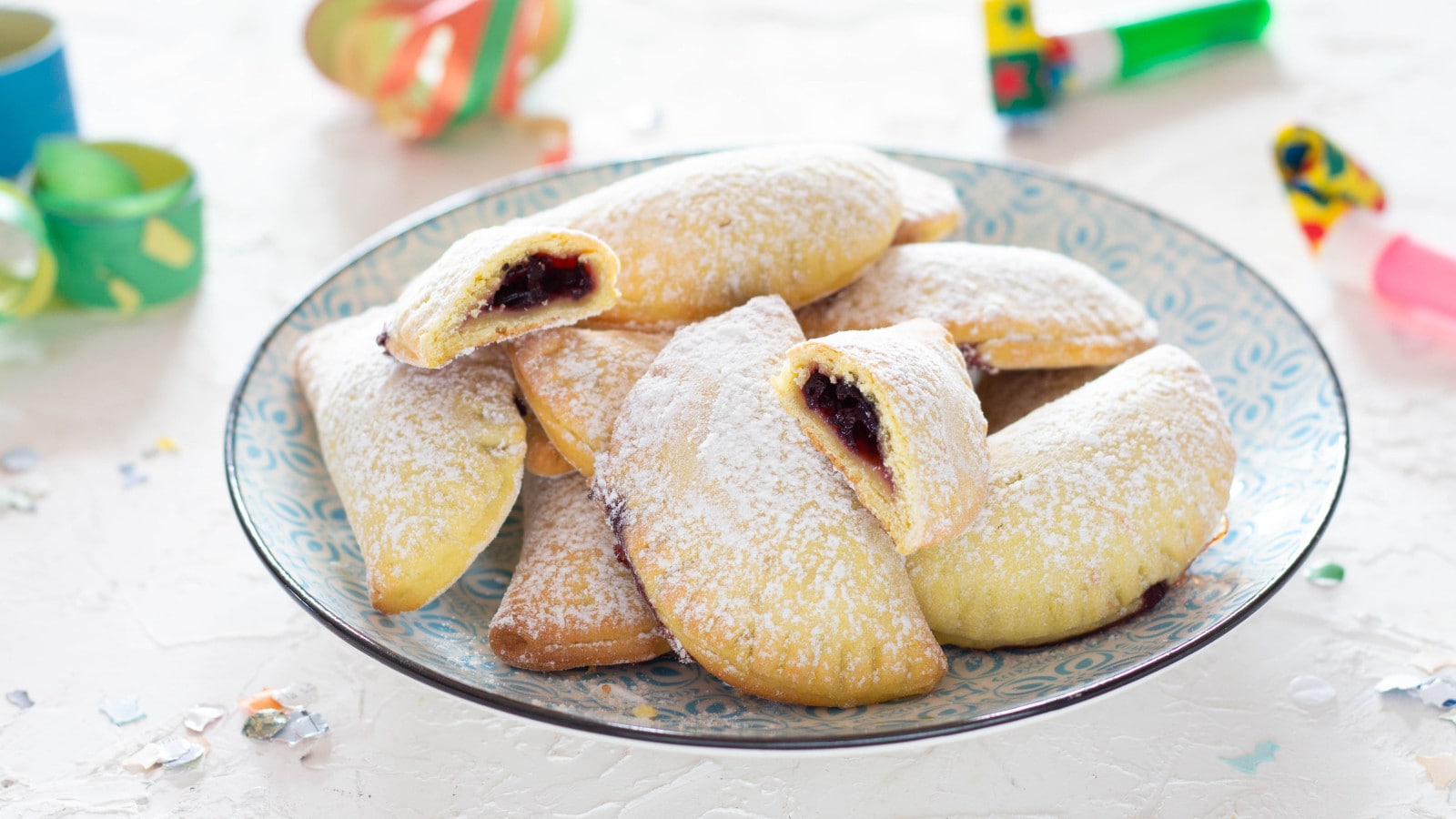 Ravioli di Carnevale senza frittura: un dessert per tutti.