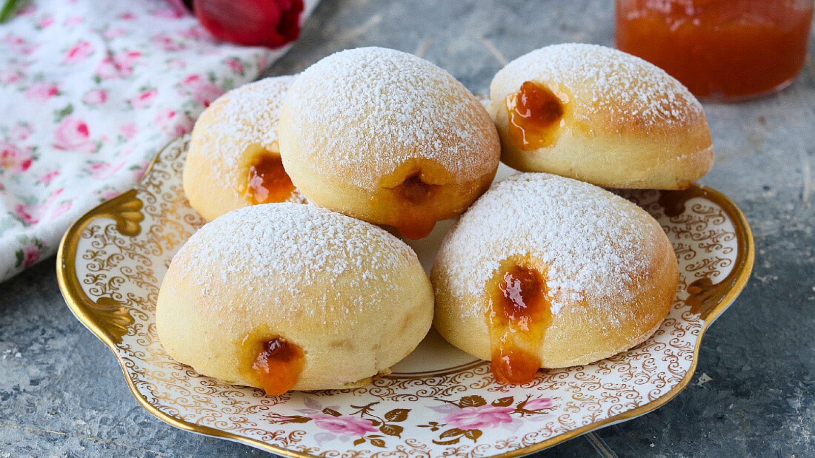 Bomboloni al forno soffici e ripieni