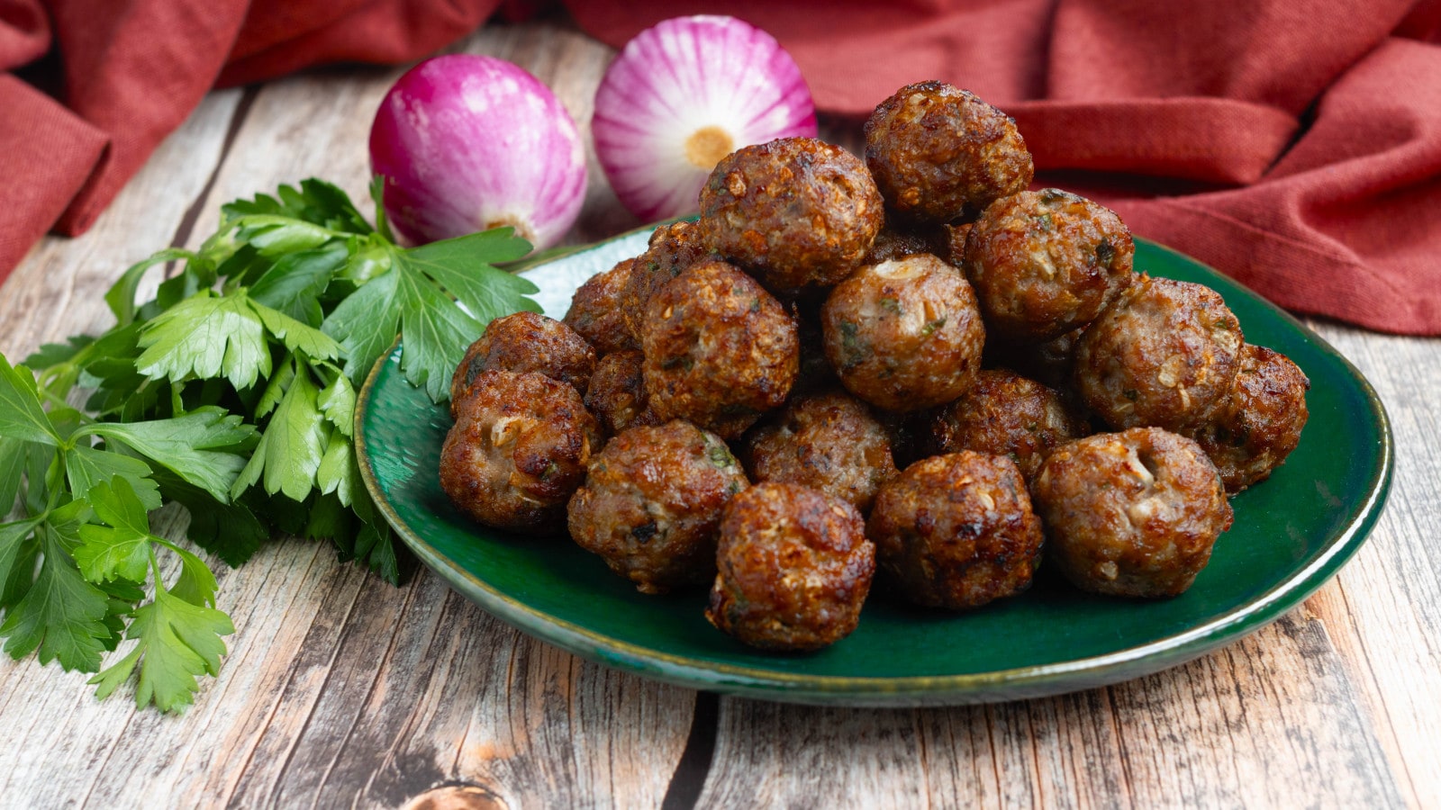 Polpette di carne croccanti in friggitrice ad aria