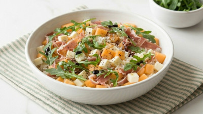 Riso freddo melone e prosciutto