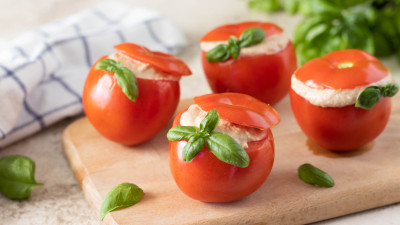 Pomodori ripieni tonno e maionese