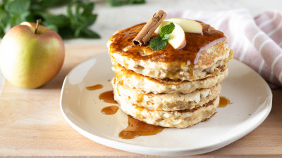 Pancake Soffici alla Polpa di Mela e Cannella