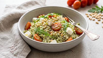 Orzo freddo al pesto di rucola
