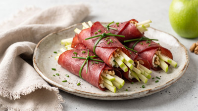 Involtini di bresaola e mela