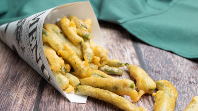 Fagiolini fritti in pastella: il contorno croccante e dorato che crea dipendenza