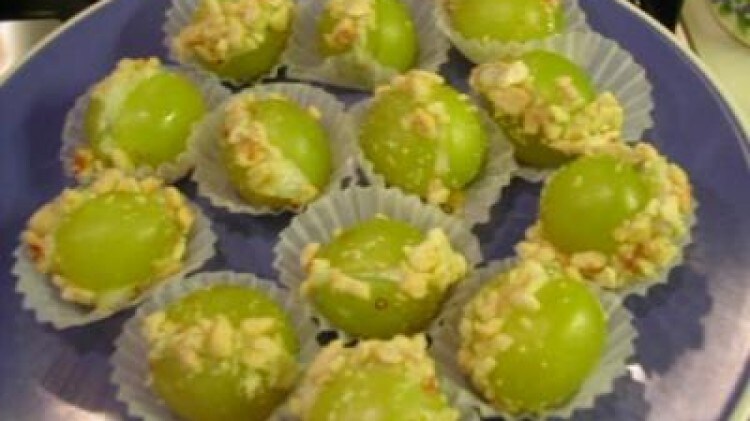 Uva ripiena al formaggio