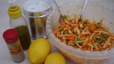 Antipasto di surimi a julienne