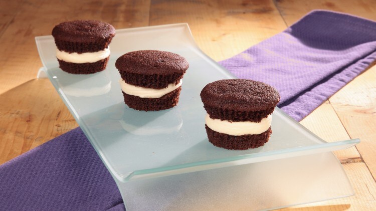 Cupcakes al cioccolato con farcia penuche