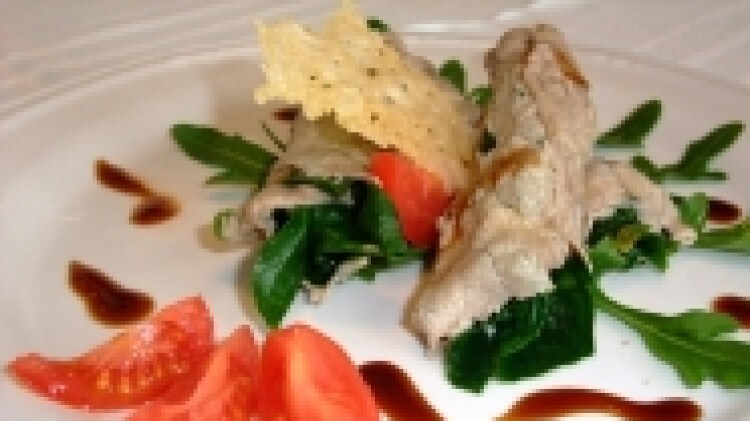 Fagottini di carpaccio all'aceto balsamico