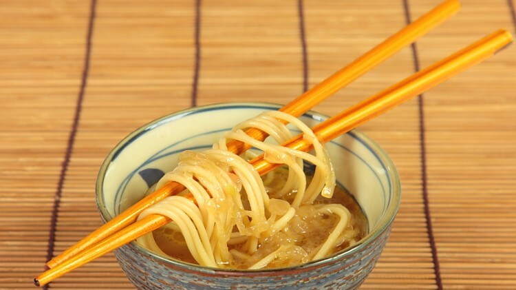 Zuppa di pasta al tamari