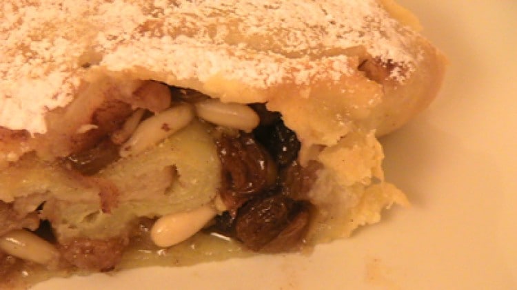 Strudel di mele di frangipane