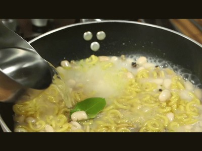 Pasta e fagioli con le vongole | Cookaround