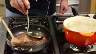 Ricetta Risotto al Barbera e gorgonzola | Cookaround