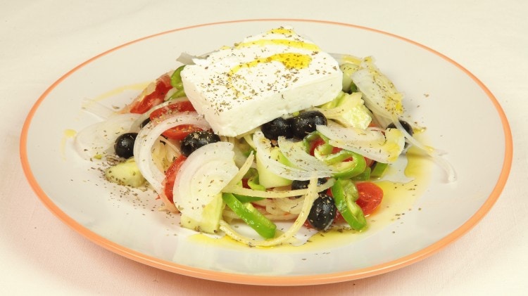 Insalata Greca con feta facile