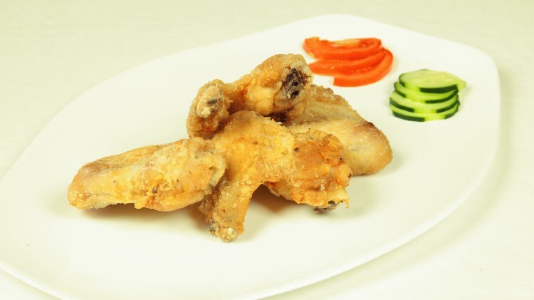 Ali di pollo alla Khmer Krom
