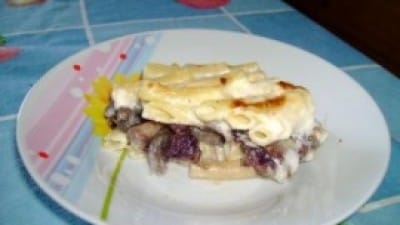 Pasticcio di ziti con radicchio e funghi