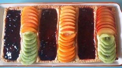 Crostata alla marmellata e frutta