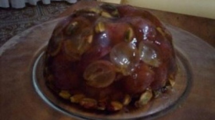 Aspic di uva e pistacchi