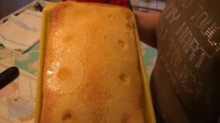 Torta all'ananas di AWIMMAWE