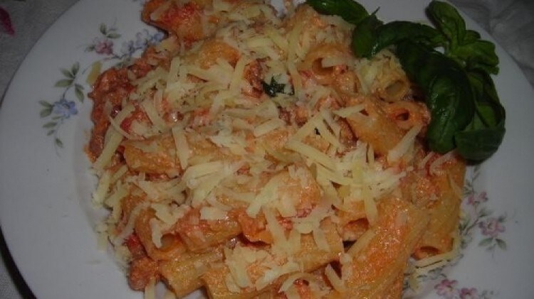 Tortiglioni al ragusano