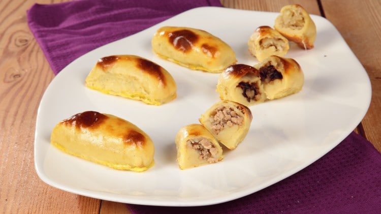 Bulbianiki polpette di patate ripiene cotte in forno