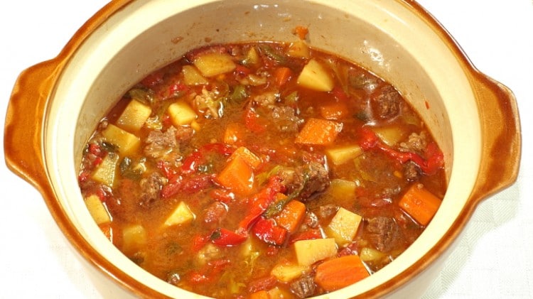 Gulasch zuppa tradizionale ungherese