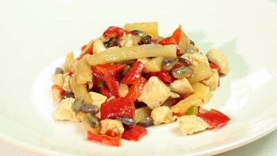 Petto di pollo all'ananas e pistacchio