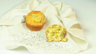 Muffins al limone con semi di papavero