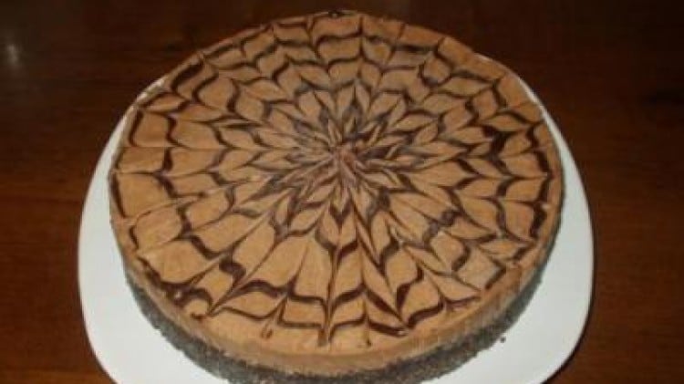Torta fredda al cioccolato e noci