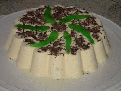 Semifreddo al cioccolato bianco e pere candite alla menta ...