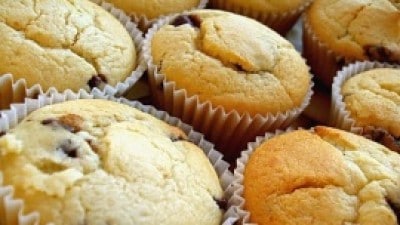 Muffin con ricotta e gocce di cioccolato