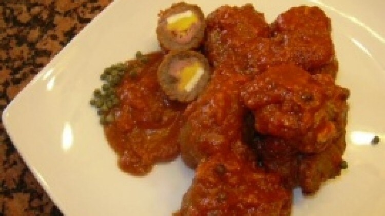 Bauletti di carne in salsa al pepe verde