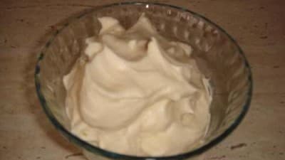 Crema al mascarpone e latte condensato senza uova