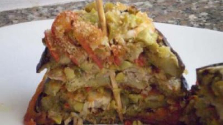 Torri di melanzane, tonno e mazzancolle