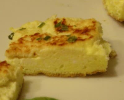 La frittata di ricotta, le 4 mosse per prepararla in padella o al forno