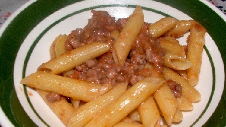 Pennette salsiccia e caprino