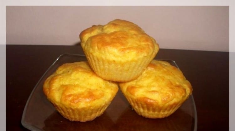 Muffins gialli salati