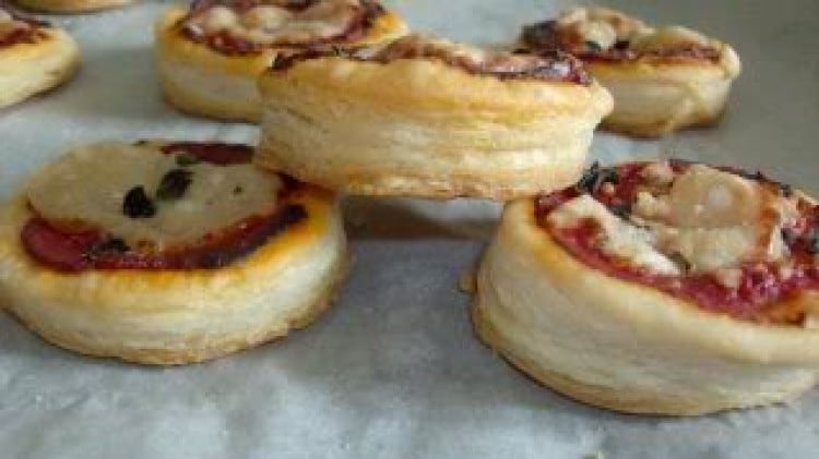 Pizzette sfogliate velocissime
