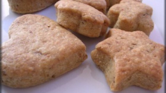 Biscotti salati al pecorino e olive verdi