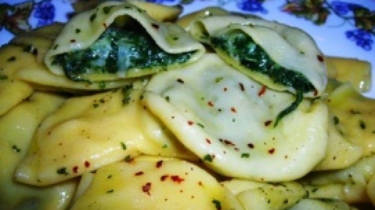 Caramelle ripiene di bieta e scamorza