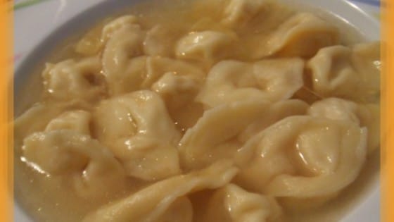 Cappelletti romagnoli in brodo