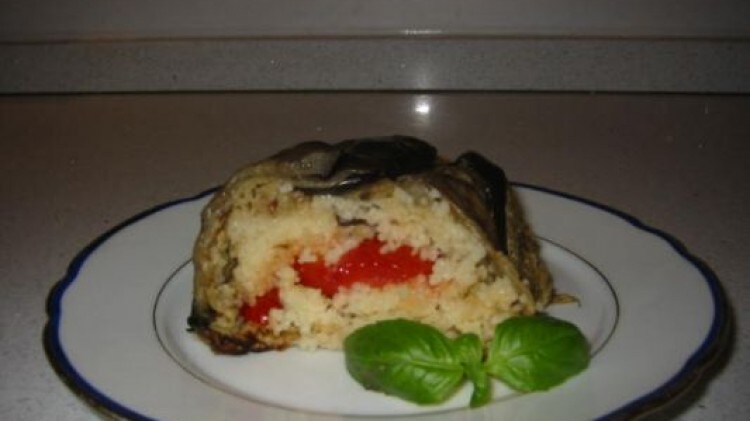 Corona di melanzane e couscous